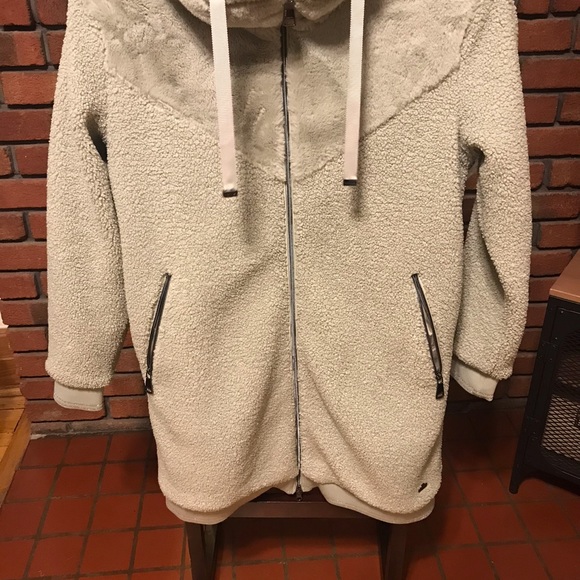 Luhta isolated springs jacket size S oversized - Picture 6 of 8